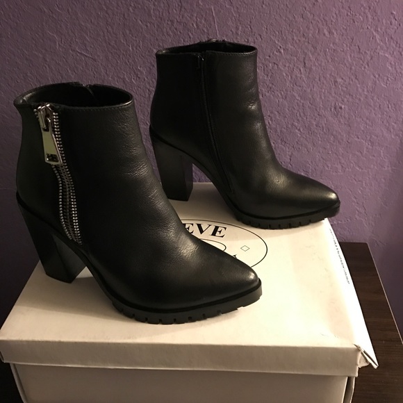 Steve Madden heel boots - Picture 3 of 7